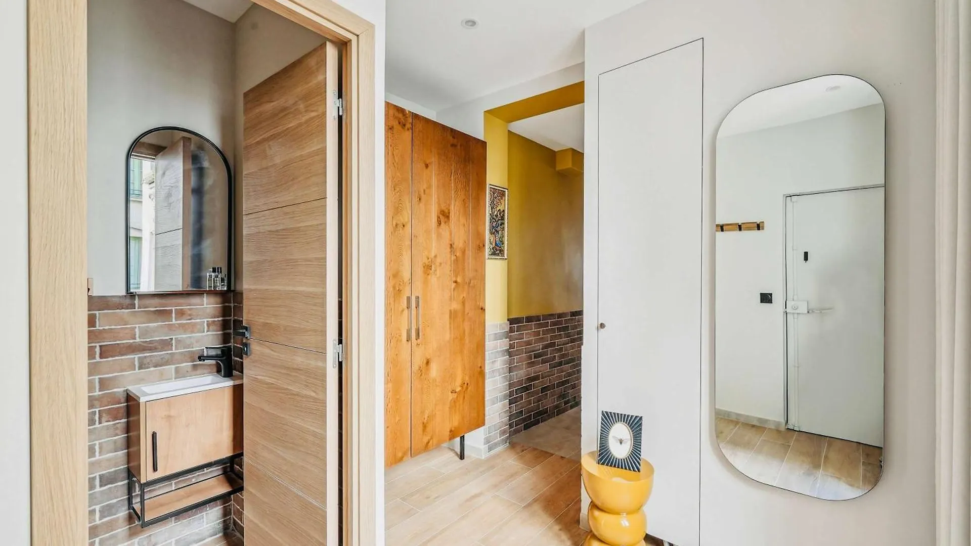 פריז Appartement Central 2Bdr - 6P Le Marais 0*,